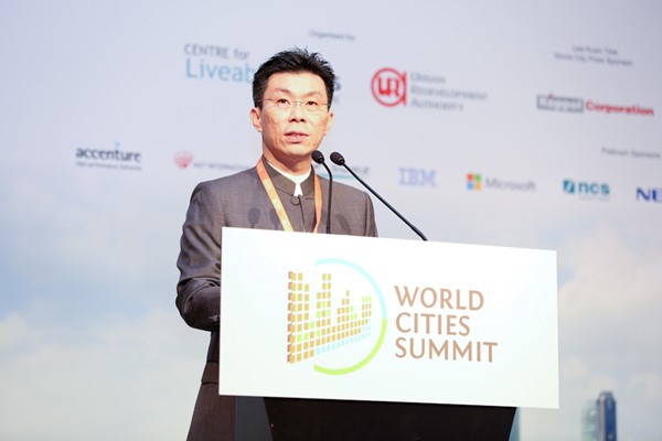 Mr Lee Yi Shyan