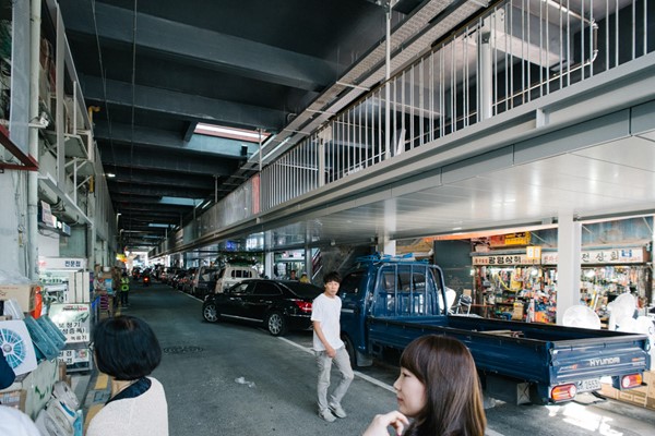 Insertion of a second story walkway