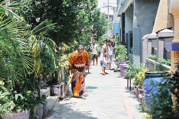 A clean and green kampung neighbourhood in Surabaya