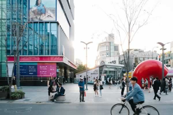 Yonsei-ro Transit Mall today