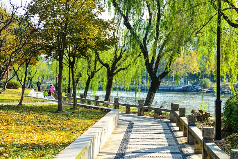 New fitness trail along the ancient moat