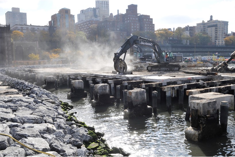 Pier 1 during the construction