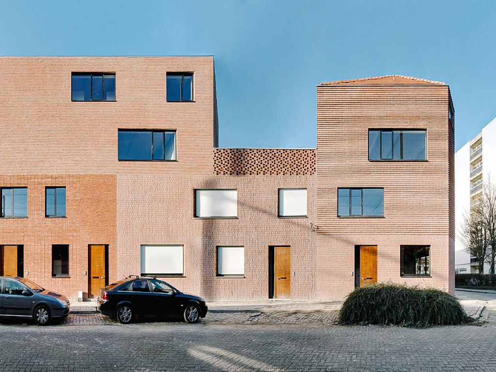 Four energy-efficient residential units on a former rundown corner in Borgerhout