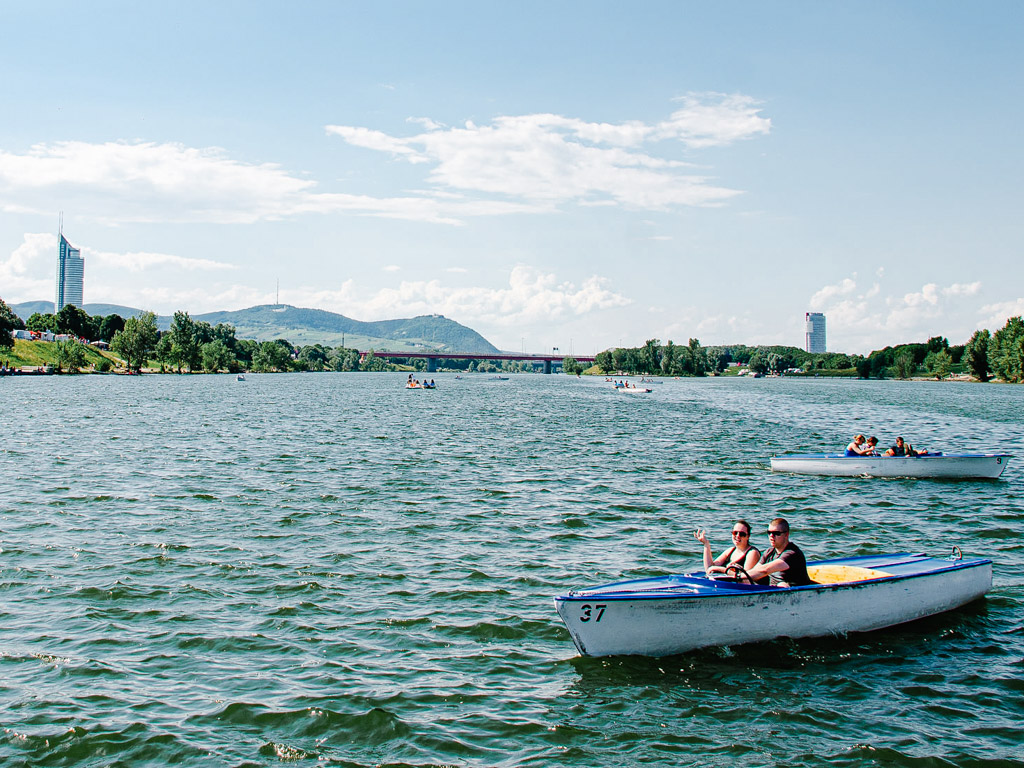 Leisure activities on the New Danube during non-flood times