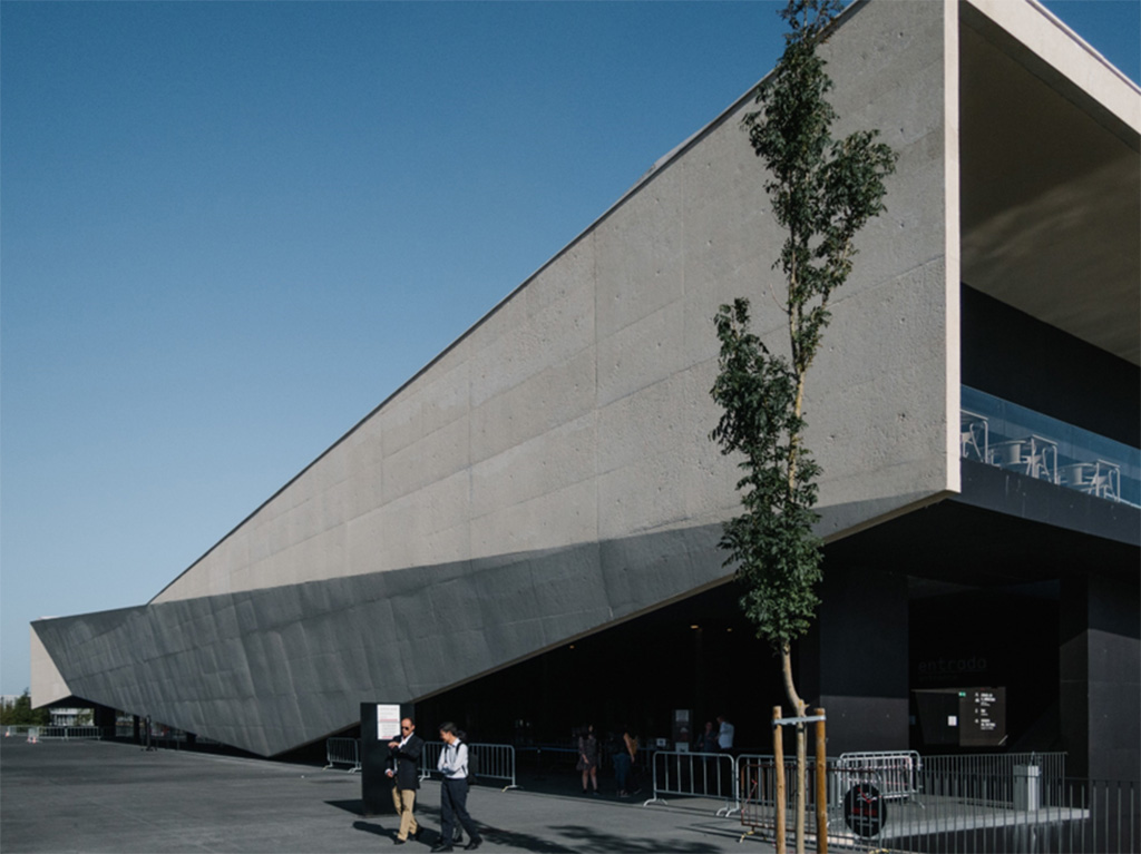 Lisbon Cruise Terminal (Novo Terminal de Cruzeiros de Lisboa) designed by Carrilho da Graça Arquitectos